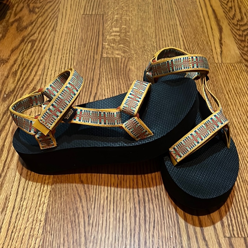 teva leather wedge sandals